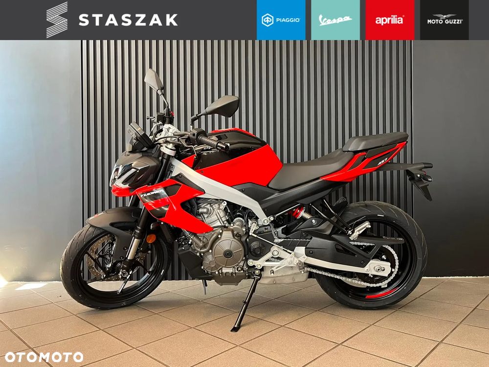 Aprilia Tuono - 1