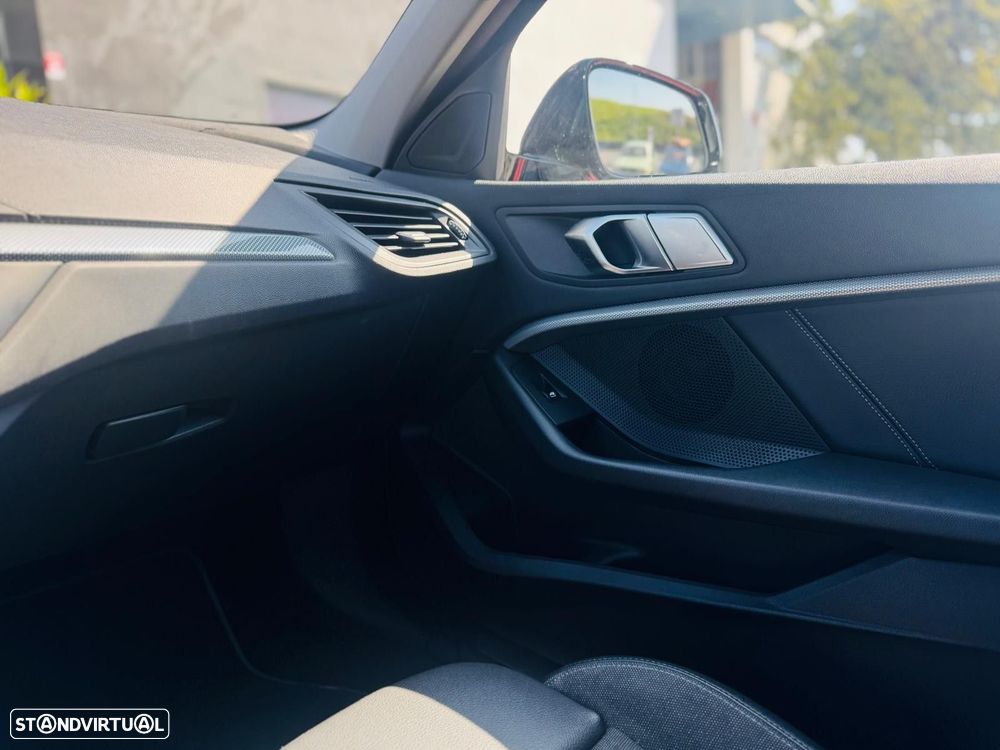 BMW 116 d Line Sport Auto - 38