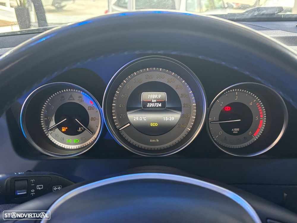 Mercedes-Benz C 220 d Avantgarde - 24