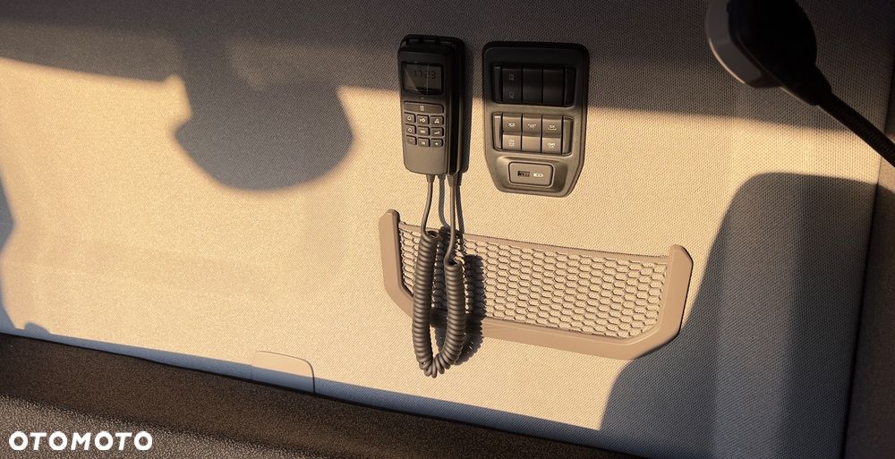 Scania R 460 z Niemiec! /// Full Air ///  Retarder /// Full led /// Nawigacja /// - 15