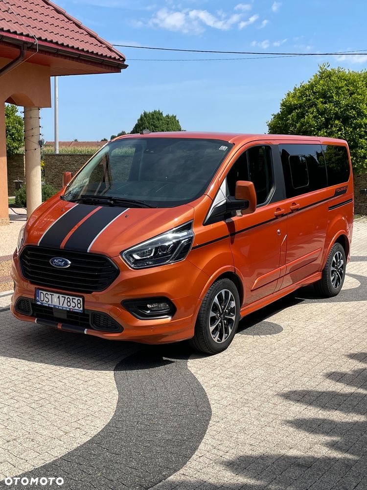 Ford Tourneo Custom - 3