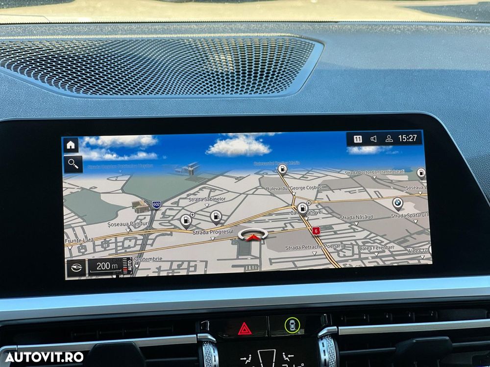 BMW Seria 3 318d AT MHEV - 17