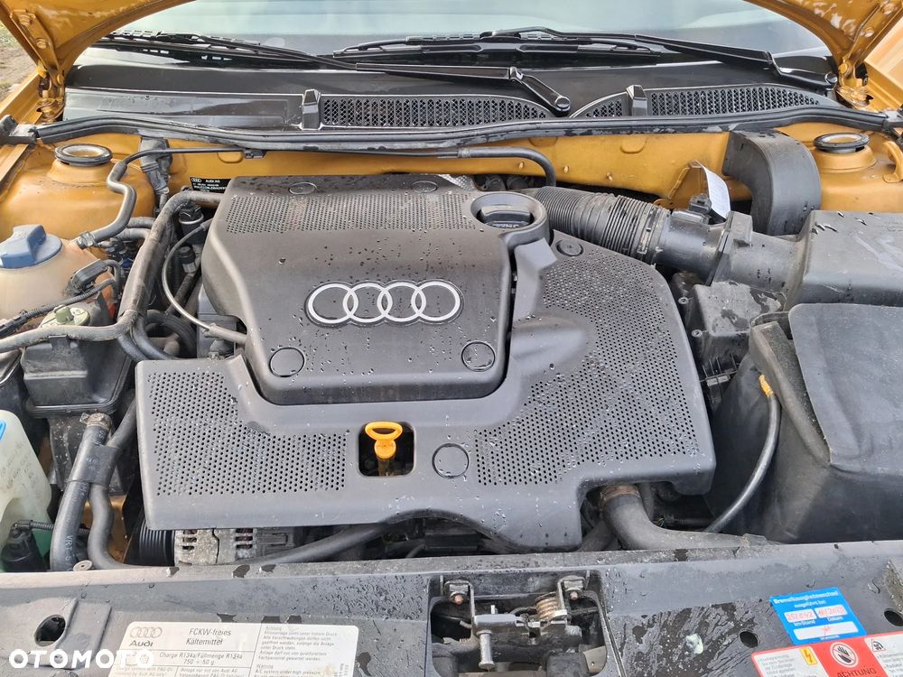 Audi A3 3-drzwiowe 1.6 Ambition - 11