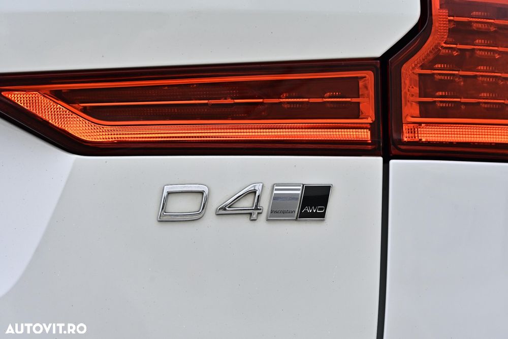 Volvo XC 60 D4 AWD Geartronic Inscription - 31
