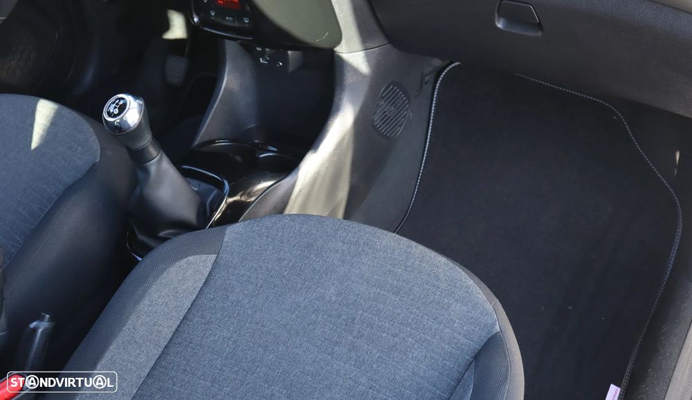 Citroën C1 1.2 VTi Shine - 23