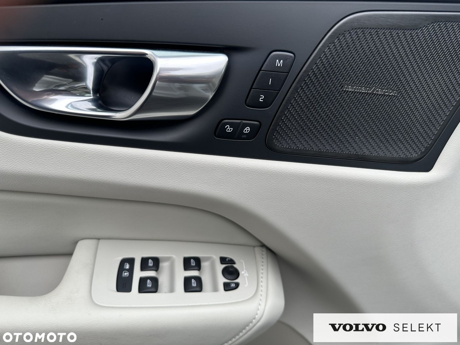 Volvo XC 60 - 22