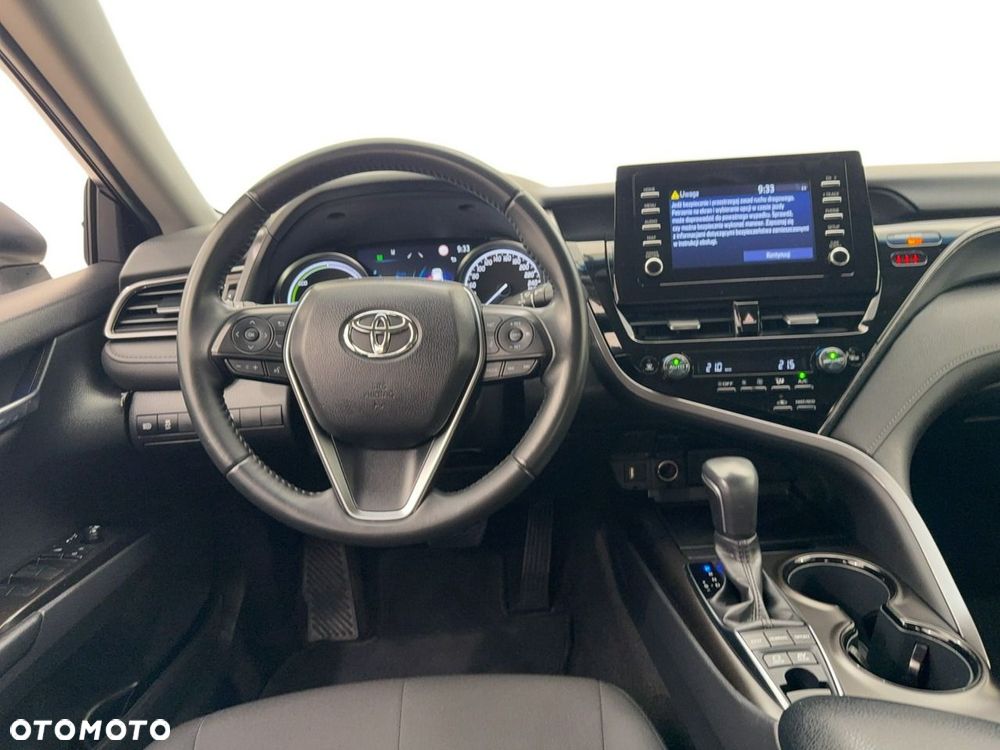 Toyota Camry - 9