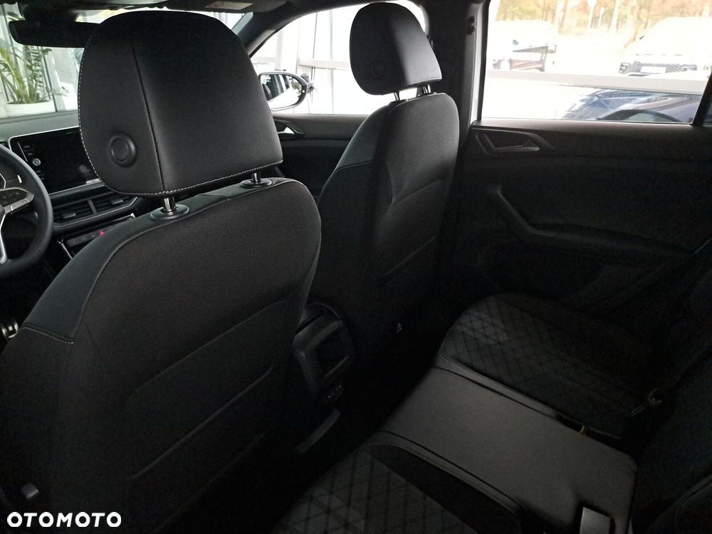 Volkswagen T-Cross - 15