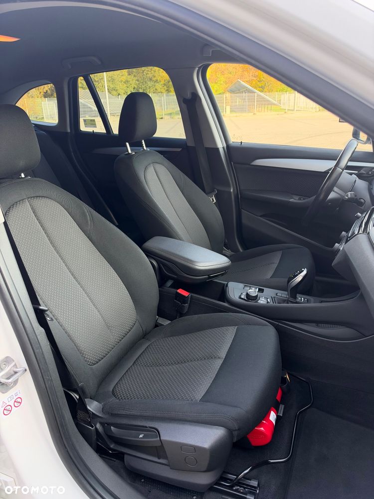 BMW X1 sDrive18i - 22