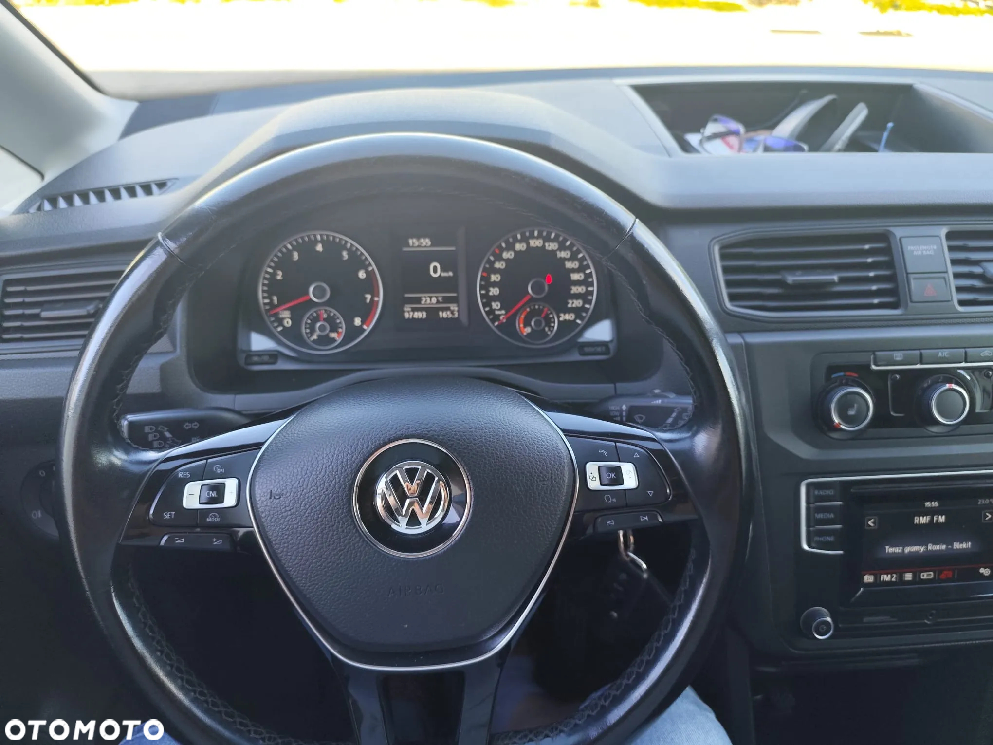 Volkswagen Caddy - 10