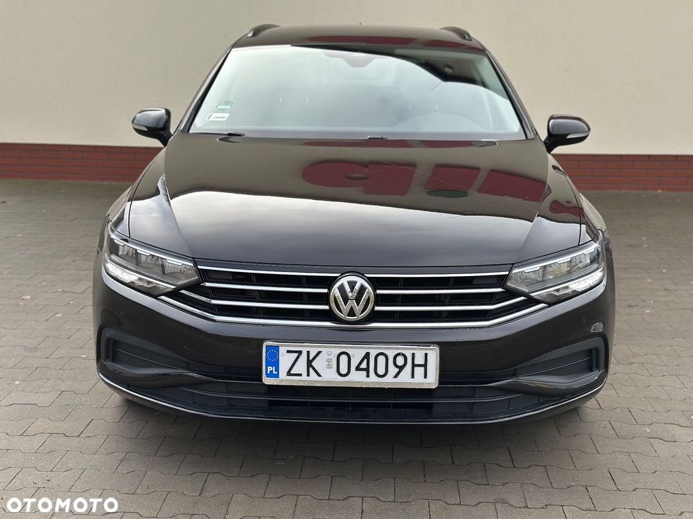 Volkswagen Passat - 2