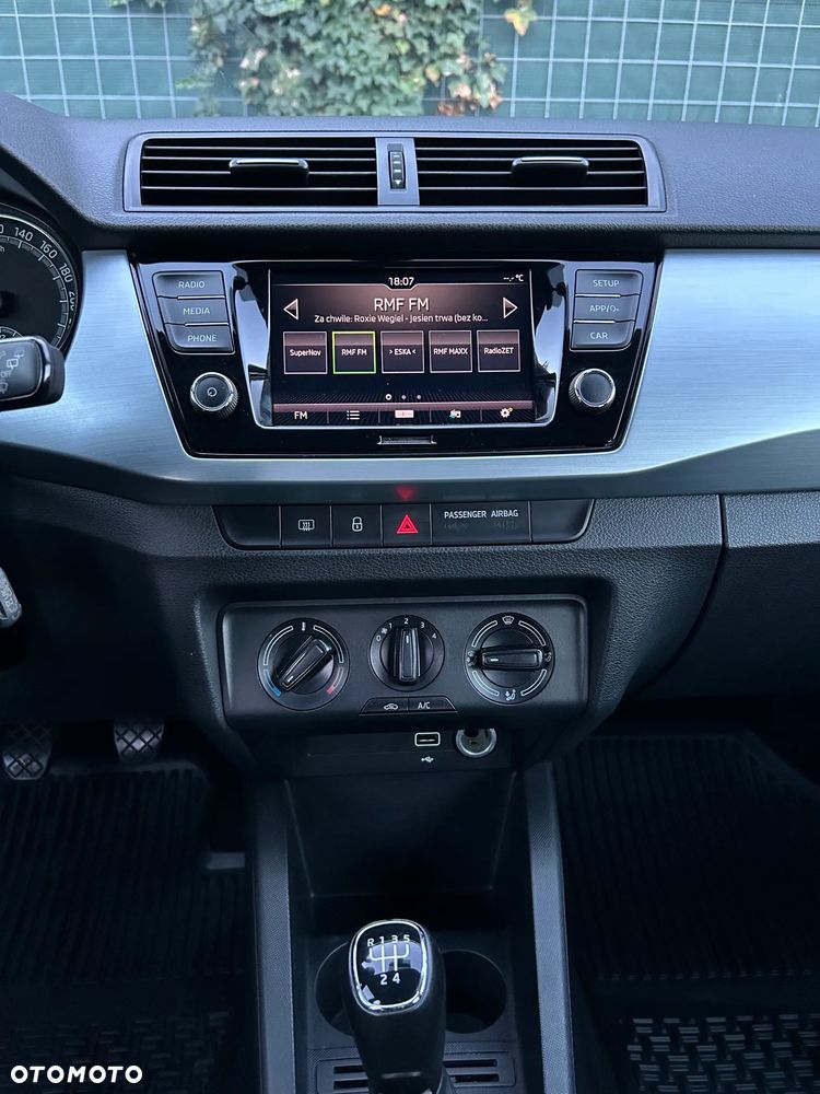 Skoda Fabia 1.0 TSI Ambition - 19