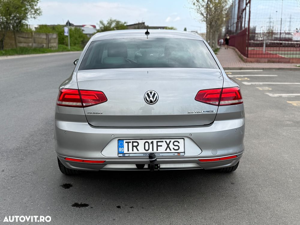 Volkswagen Passat 2.0 TDI (BlueMotion Technology) Highline - 6