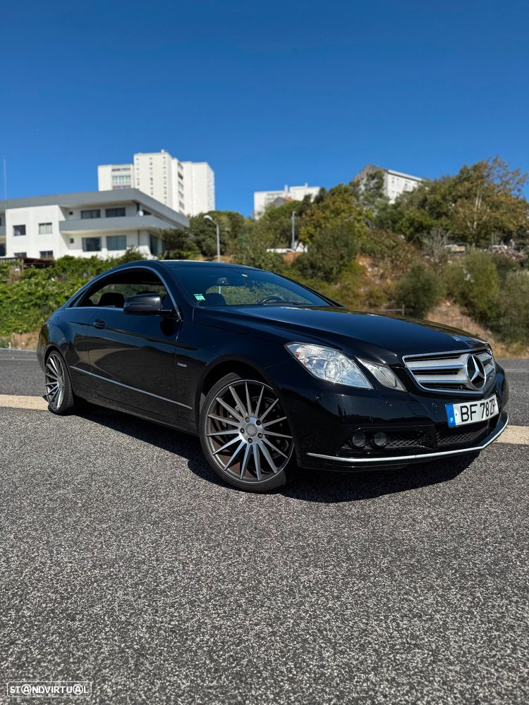 Mercedes-Benz E 220 CDi Avantgarde BlueEfficiency - 1