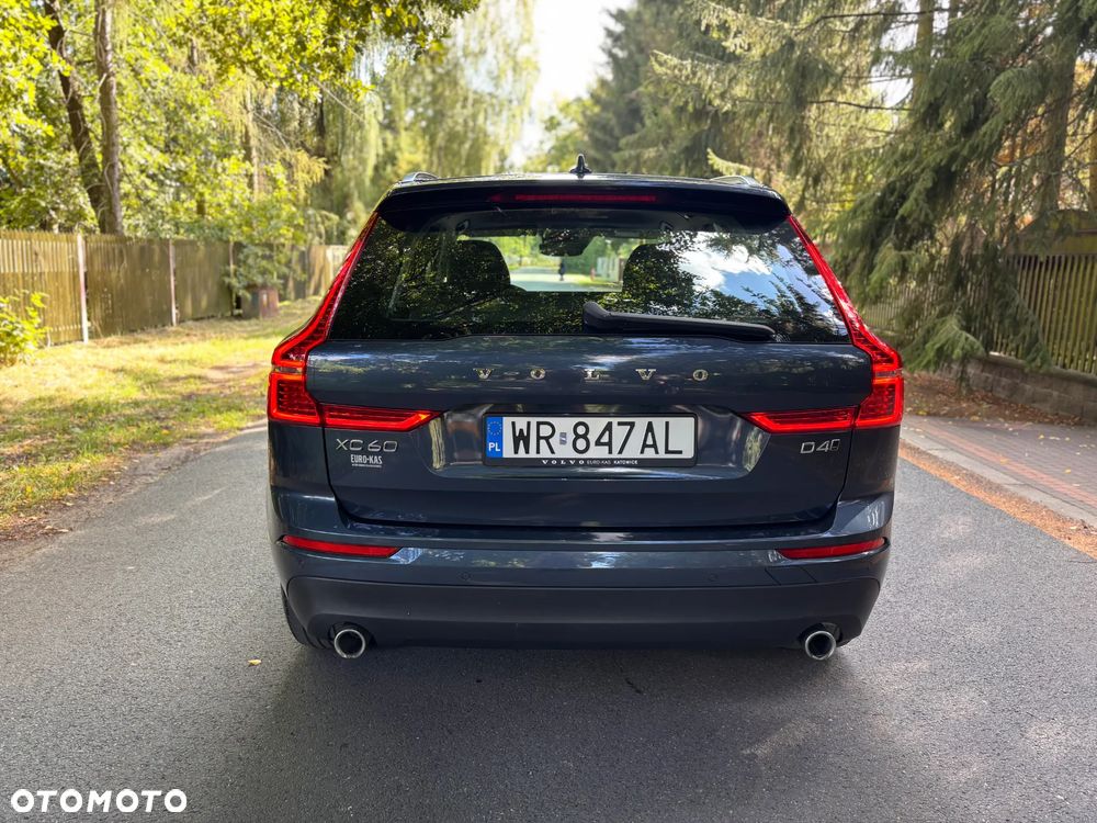 Volvo XC 60 D4 AWD Momentum - 5