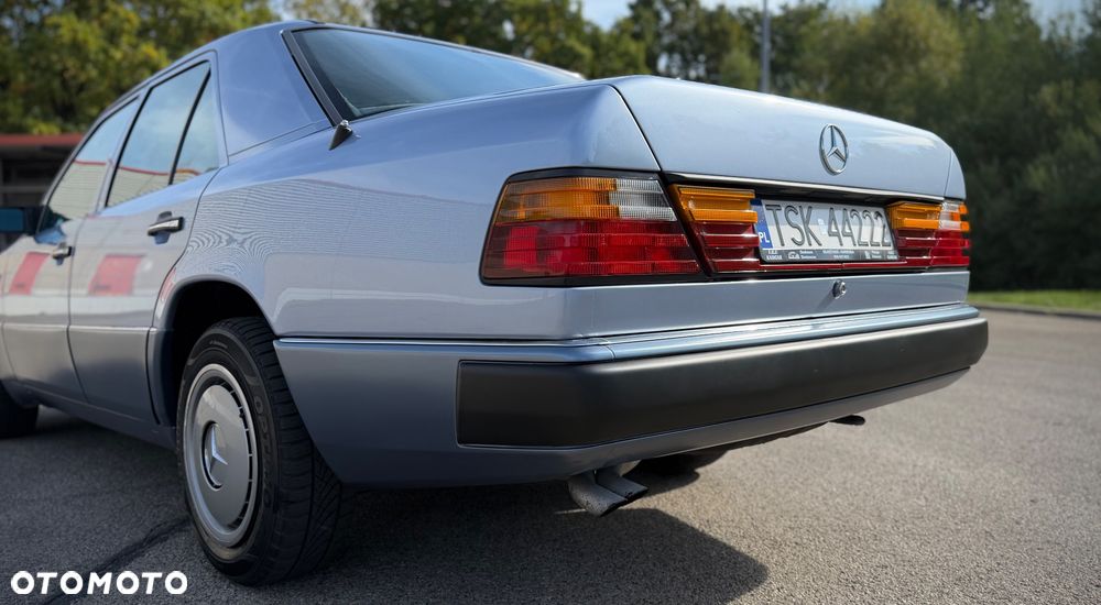 Mercedes-Benz W124 (1984-1993) - 19