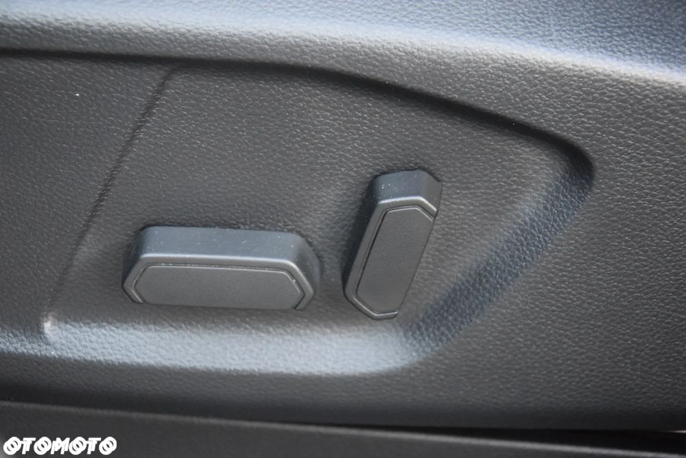 Ford Ranger Raptor - 12