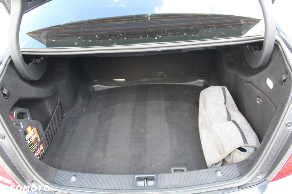 Mercedes-Benz Klasa C 300 7G-TRONIC - 18