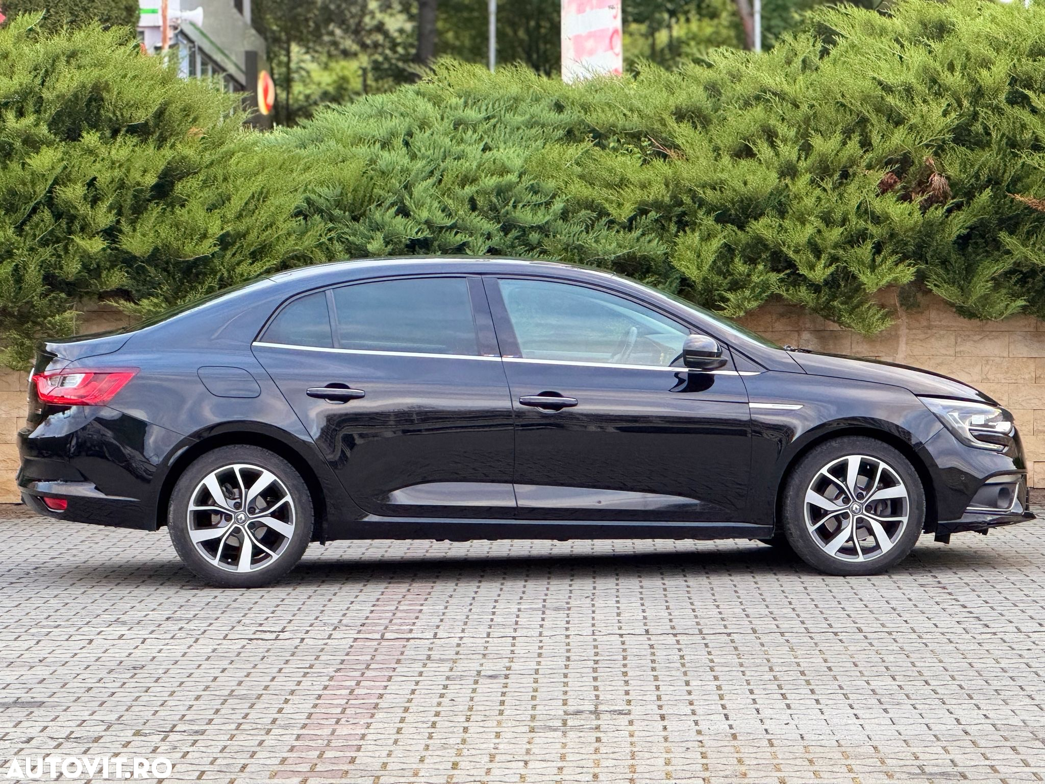 Renault Megane Energy dCi Intens - 5
