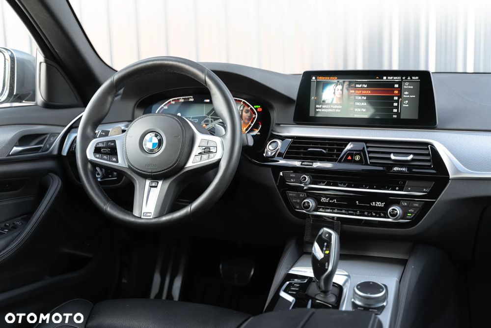 BMW Seria 5 530i xDrive M Sport sport - 21