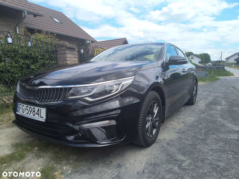 Kia Optima 2019 photo 2