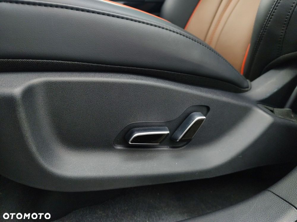 BYD Seal U - 12