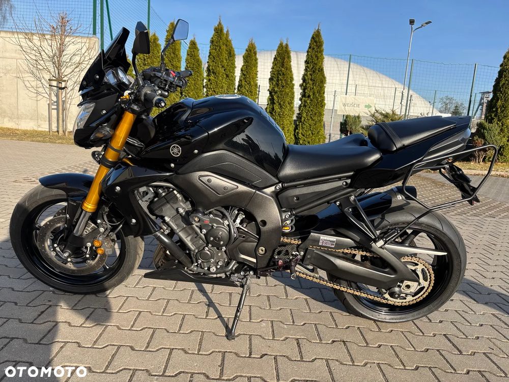 Yamaha FZ8 - 3
