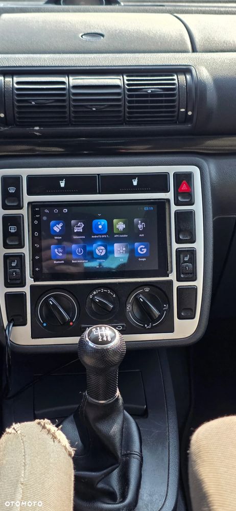 Ford Galaxy 1.9 TDI Ghia - 8