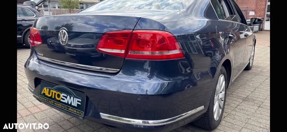 Volkswagen Passat - 20