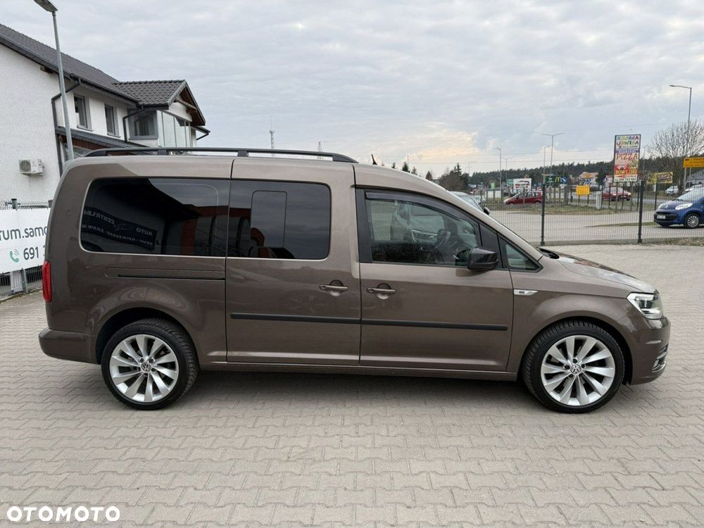 Volkswagen Caddy Highline DSG - 10