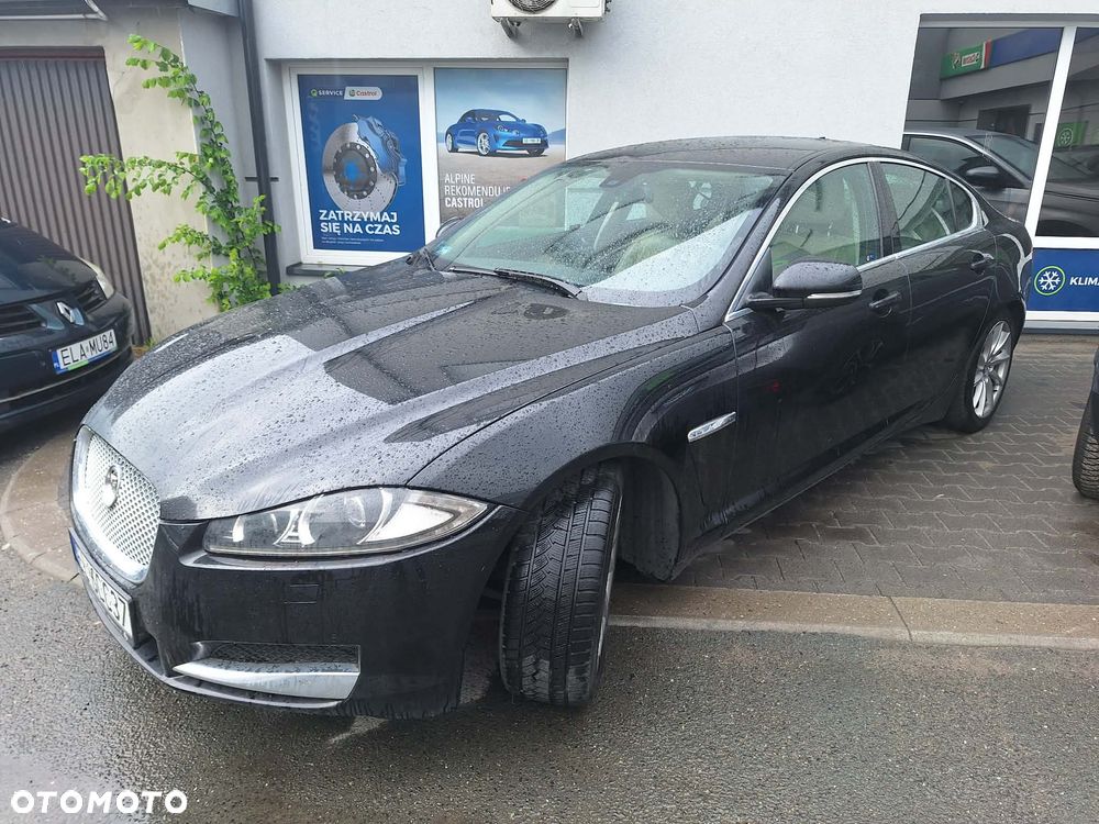 Jaguar XF 2.2 D Luxury - 1