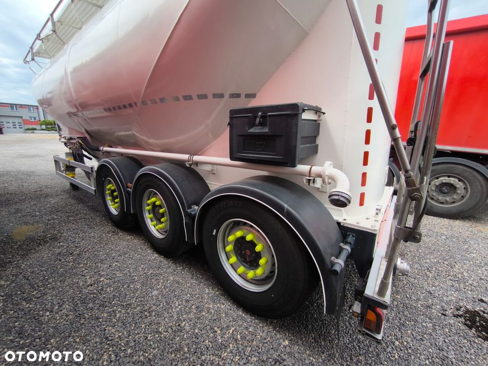 Spitzer CEMENTONACZEPA ZVVZ OMEPS 40m3, TARCZA SAF - 6