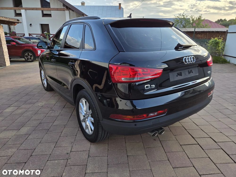 Audi Q3 2.0 TDI Design - 11