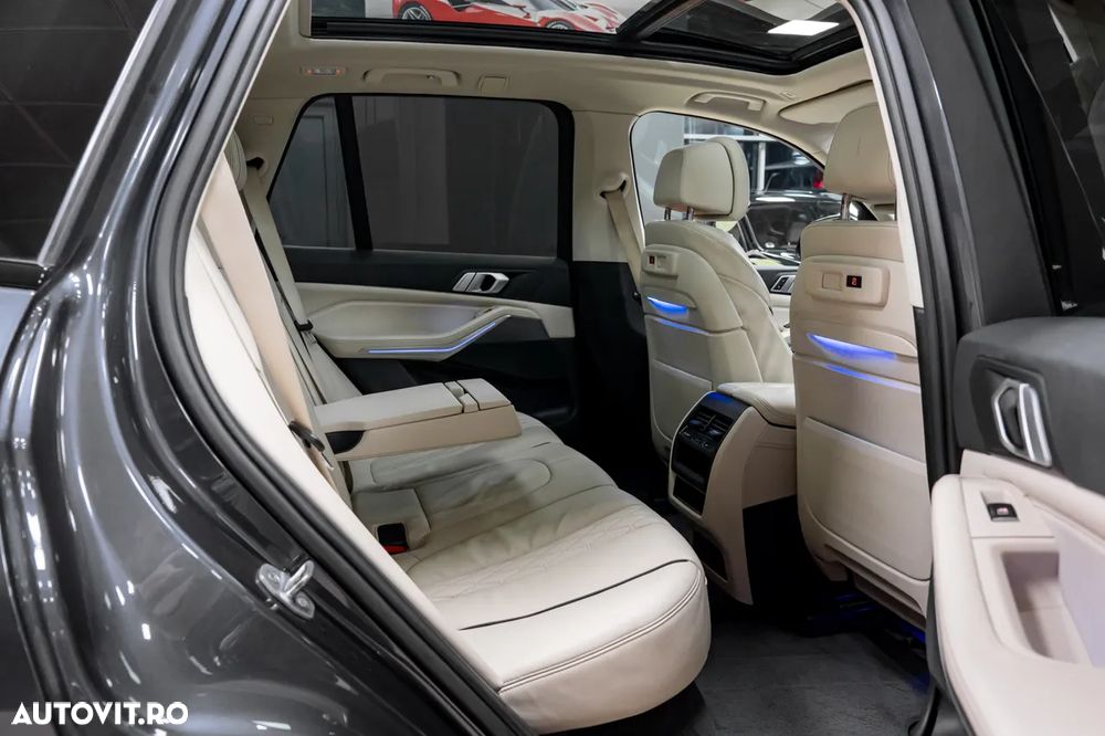 BMW X5 xDrive30d xLine - 28