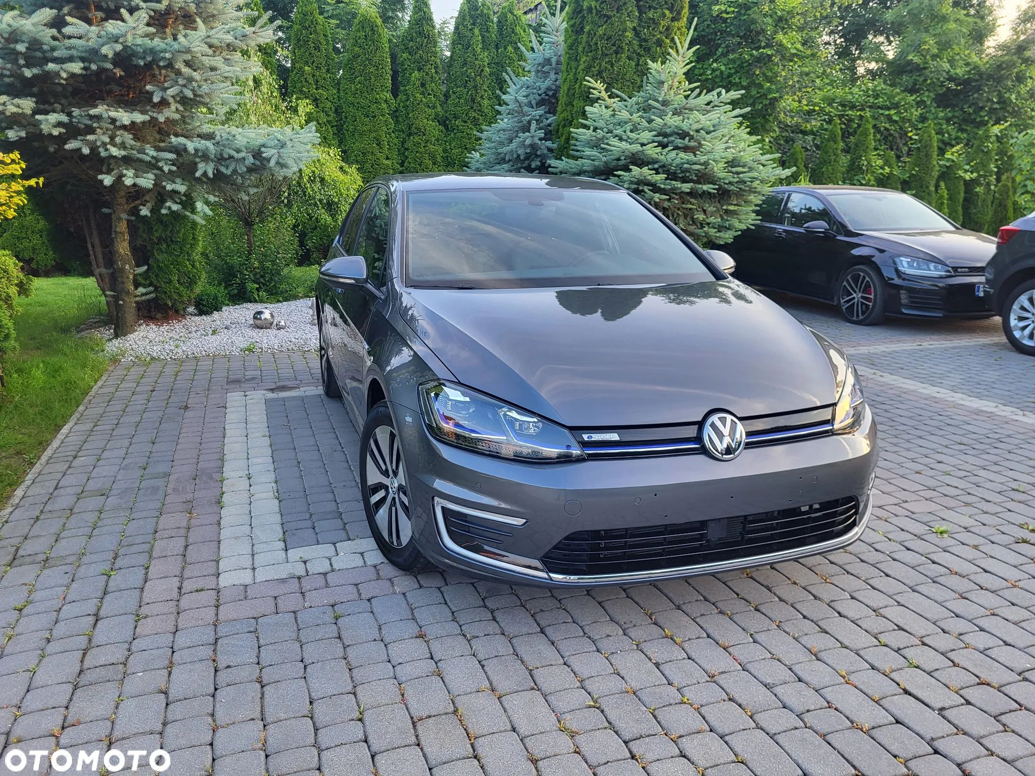 Volkswagen Golf e-Golf - 1