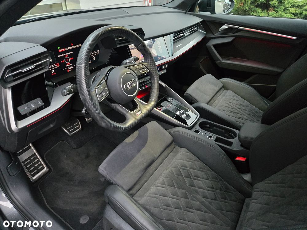 Audi RS3 Limousine - 20