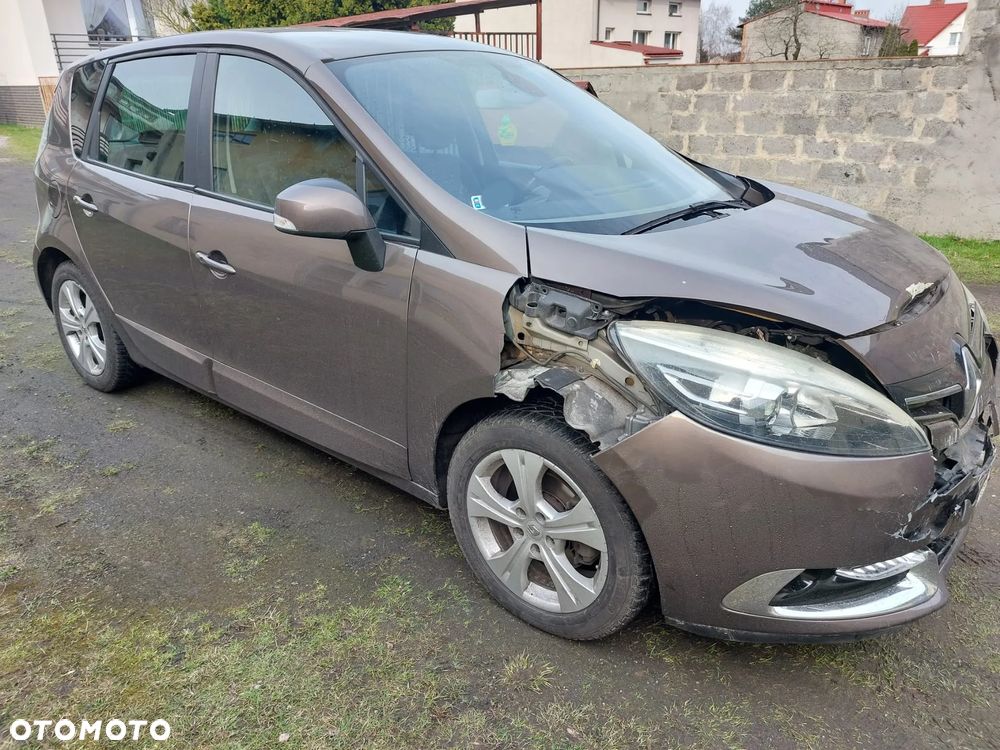 Renault Scenic 1.5 dCi Emotion - 2