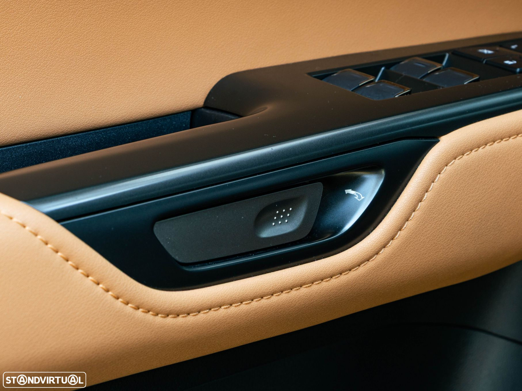 Lexus NX 450h+ - 30