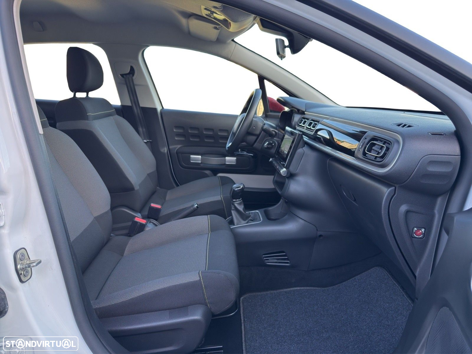 Citroën C3 Pure Tech Shine - 14