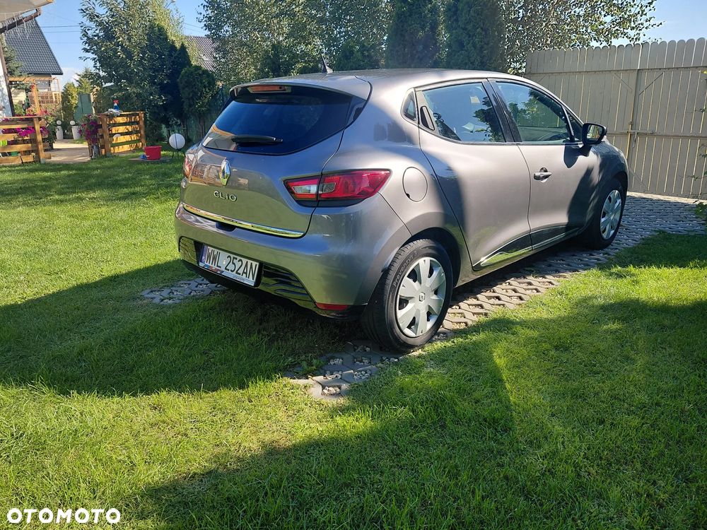 Renault Clio 1.2 16V Life - 6