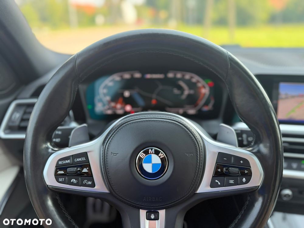 BMW Seria 3 M340d xDrive - 38