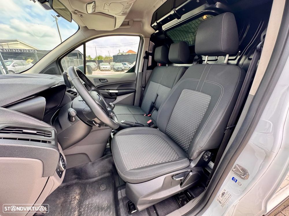 Ford Transit Connect 3L - 17