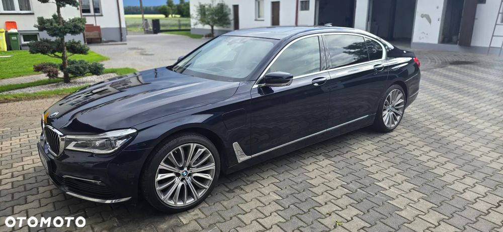BMW Seria 7 740Le xDrive iPerformance - 1