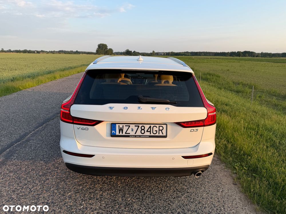 Volvo V60 D3 Momentum Pro - 7