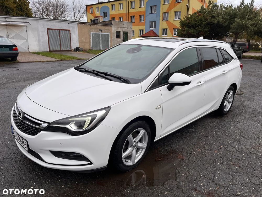 Opel Astra IV 1.6 CDTI Sport - 2