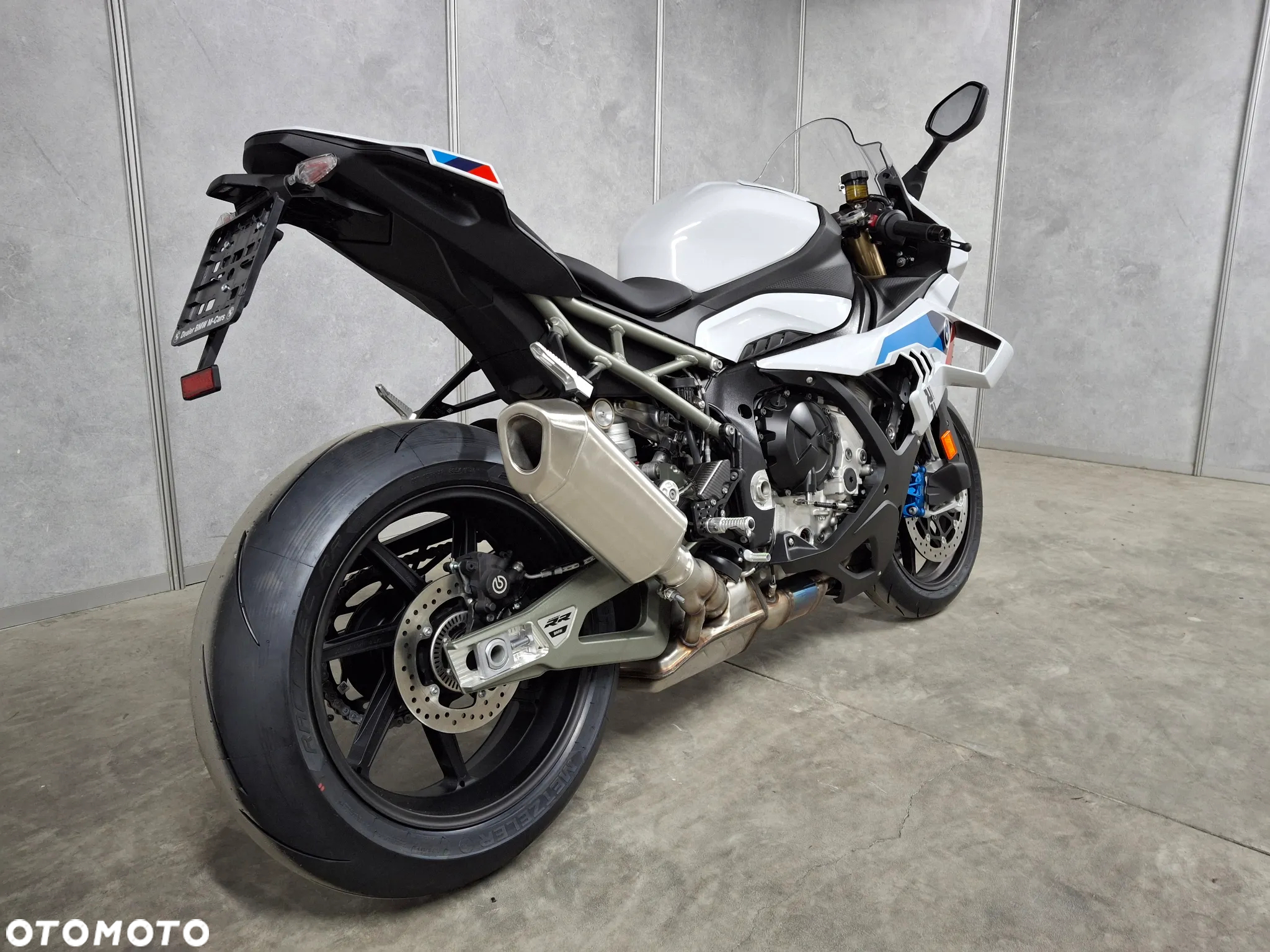 BMW S - 2
