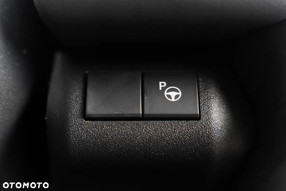 Toyota C-HR+ - 22