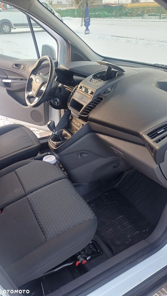 Ford Transit Connect - 11