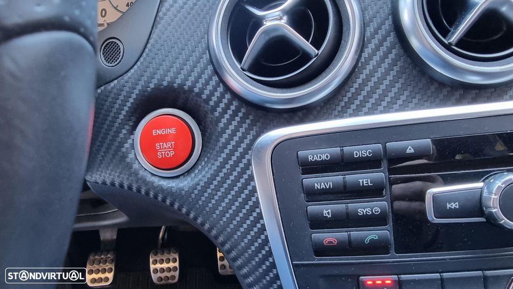 Mercedes-Benz A 180 d AMG Line - 22