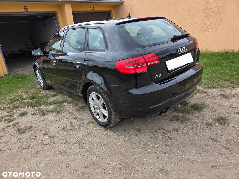 Audi A3 Sportback 1.4 TFSI Attraction - 3